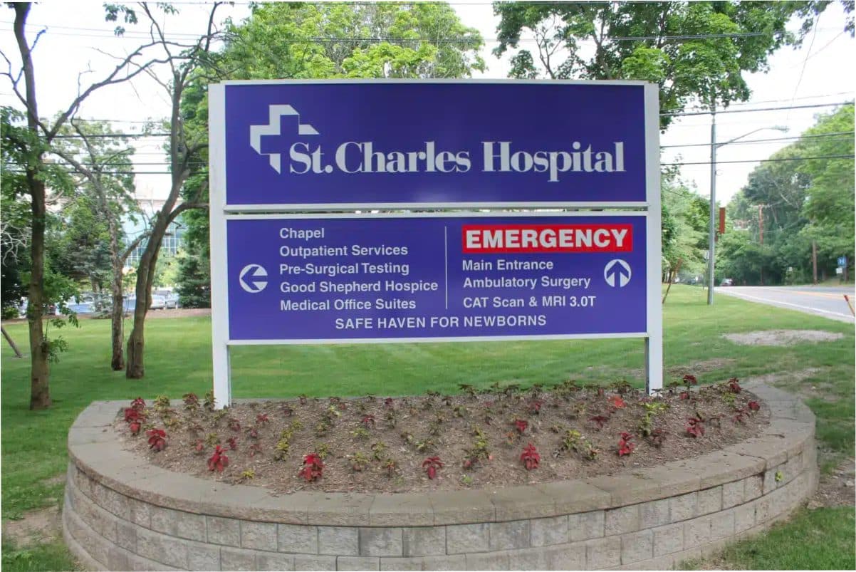 Saint Charles Hospital gallery thumbnail 3