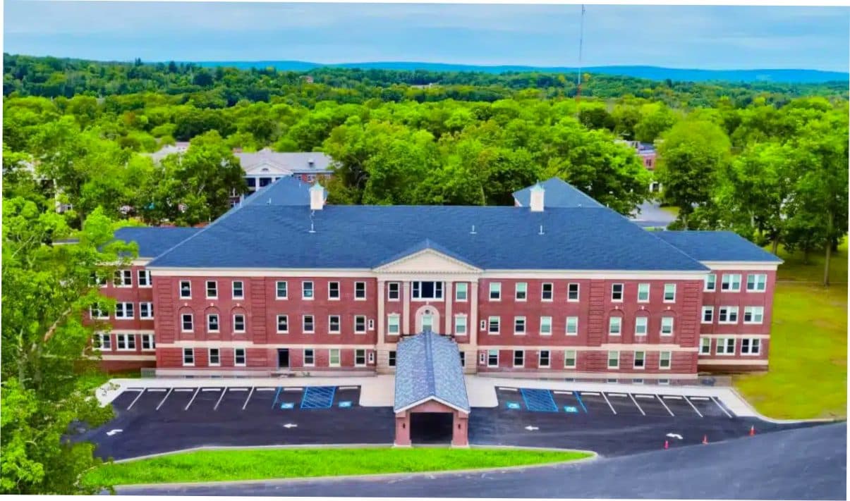 Middletown Clinic gallery thumbnail 6